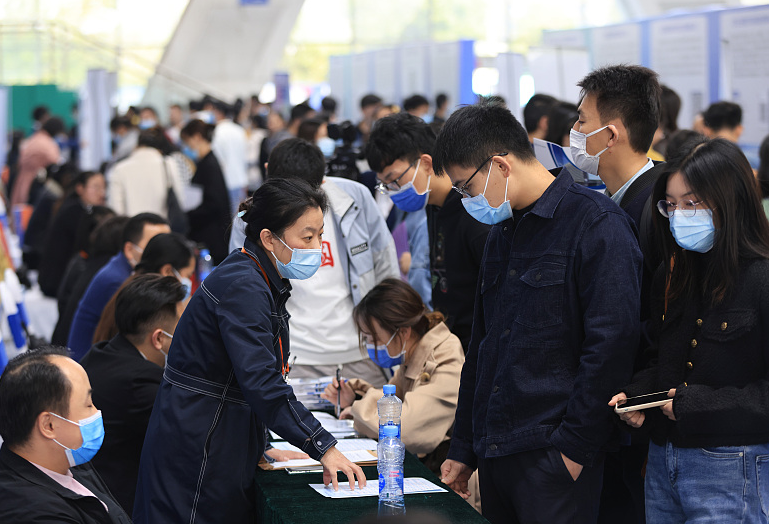 大学本科英语不过四级能毕业吗_大学英语四级不过能毕业吗_2021年深圳大学自考多少分能毕业