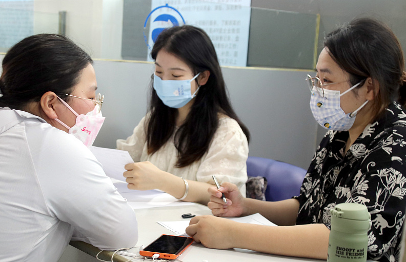 大学英语四级不过能毕业吗_大学本科英语不过四级能毕业吗_2021年深圳大学自考多少分能毕业