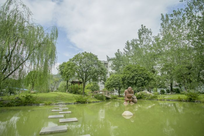 宏观经济学英语_在宏观,微观和符号之间建立联系是化学学科的特点_宏观经济分析中的经济指标有