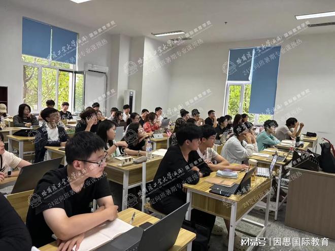 理想大学英语翻译_理想英语app_理想的大学英语