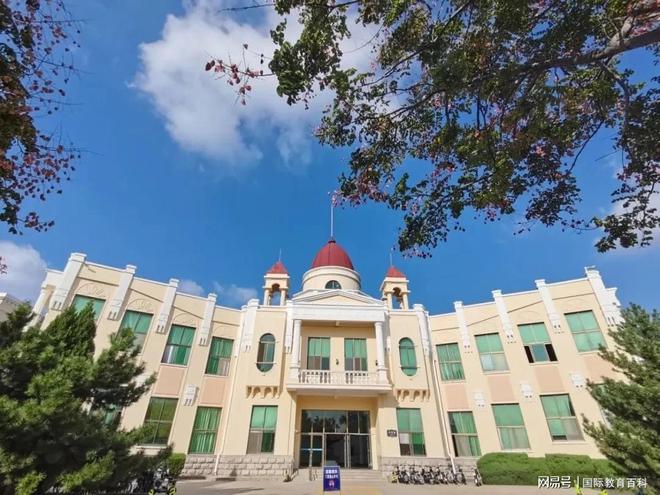 英语专业最好的大学排行榜_排名英语大学专业好就业吗_英语专业好的大学排名