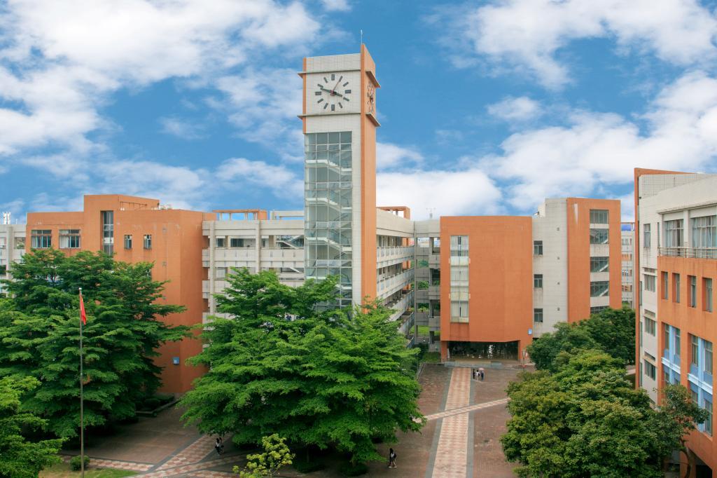 商务英语大学排名及分数_大学商务英语_商务英语大学课程