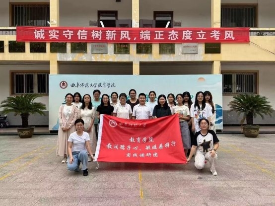 自我介绍英语口语_口语英语介绍自己性格与优缺点_口语英语介绍怎么说
